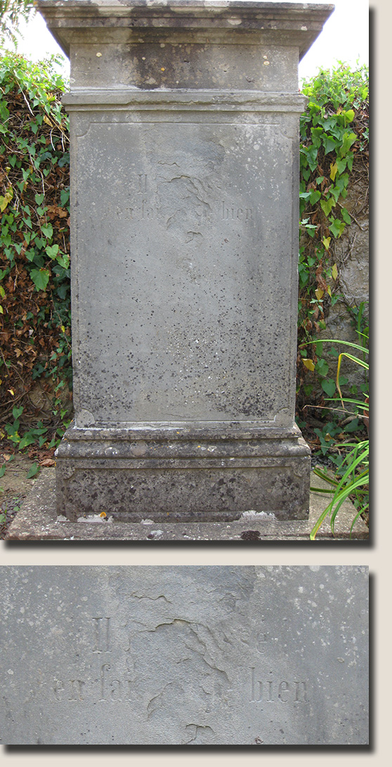 Het graf van Paul-Urbain de Fleury met de inscriptie 'Il est passé en faisant le bien'
